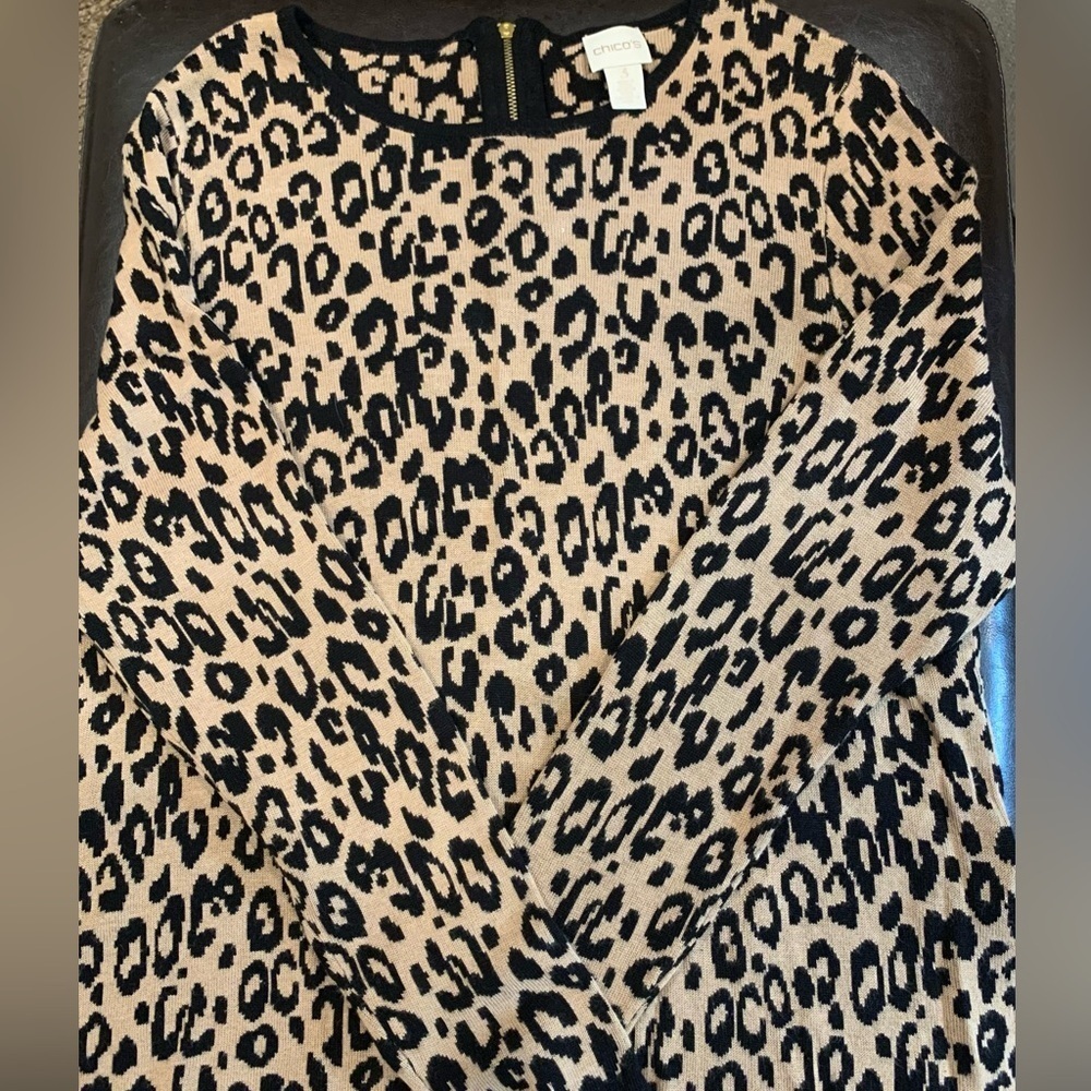 Chico’s Women’s Leopard Print Pullover Sweater, Tan/Black, 1/4 Zip Back; Size 3